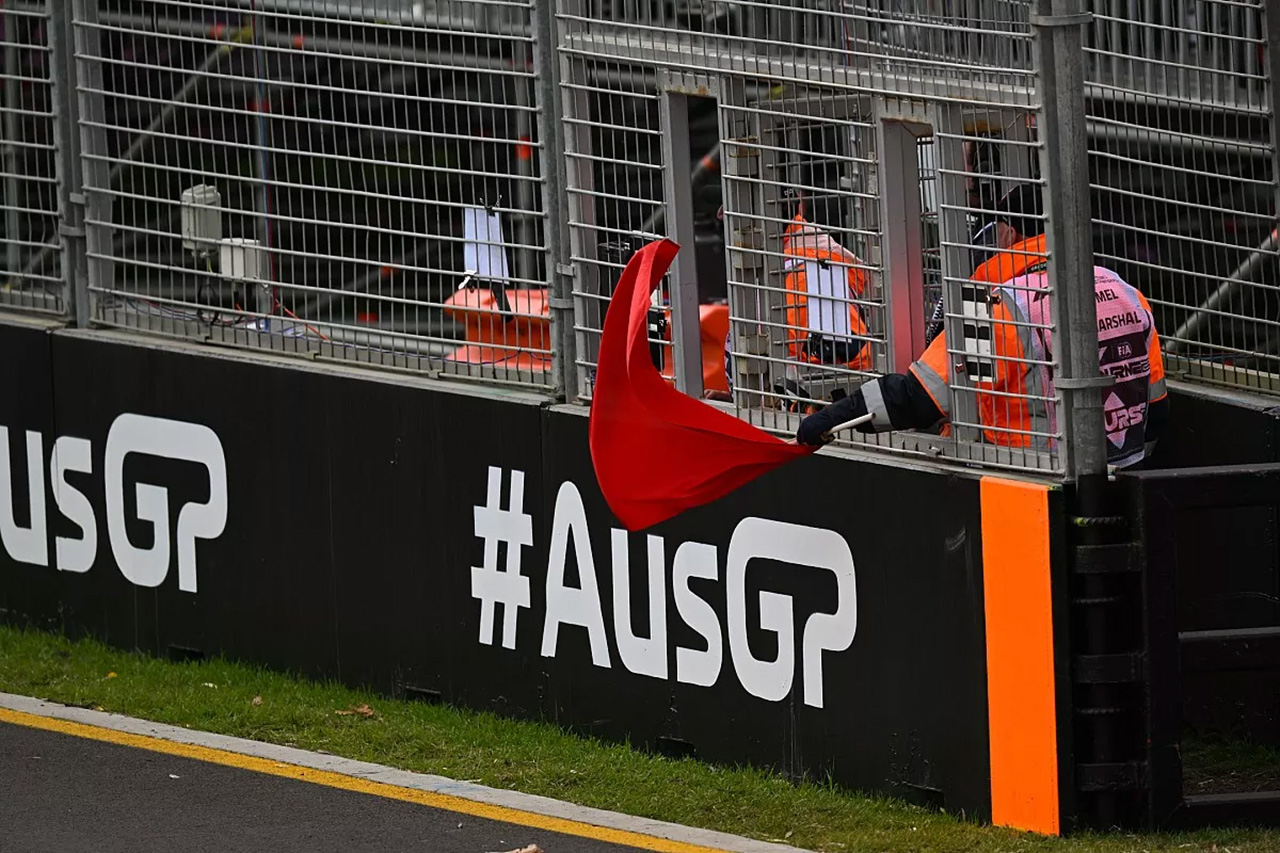 F1、アゼルバイジャンGPから赤旗再スタートの新しい手順を導入