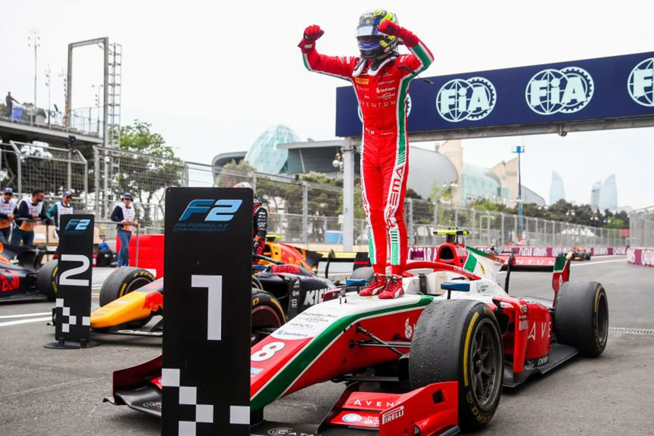 フェラーリF1育成のオリハー・ベアマンがF2バクーの2レースで完全勝利