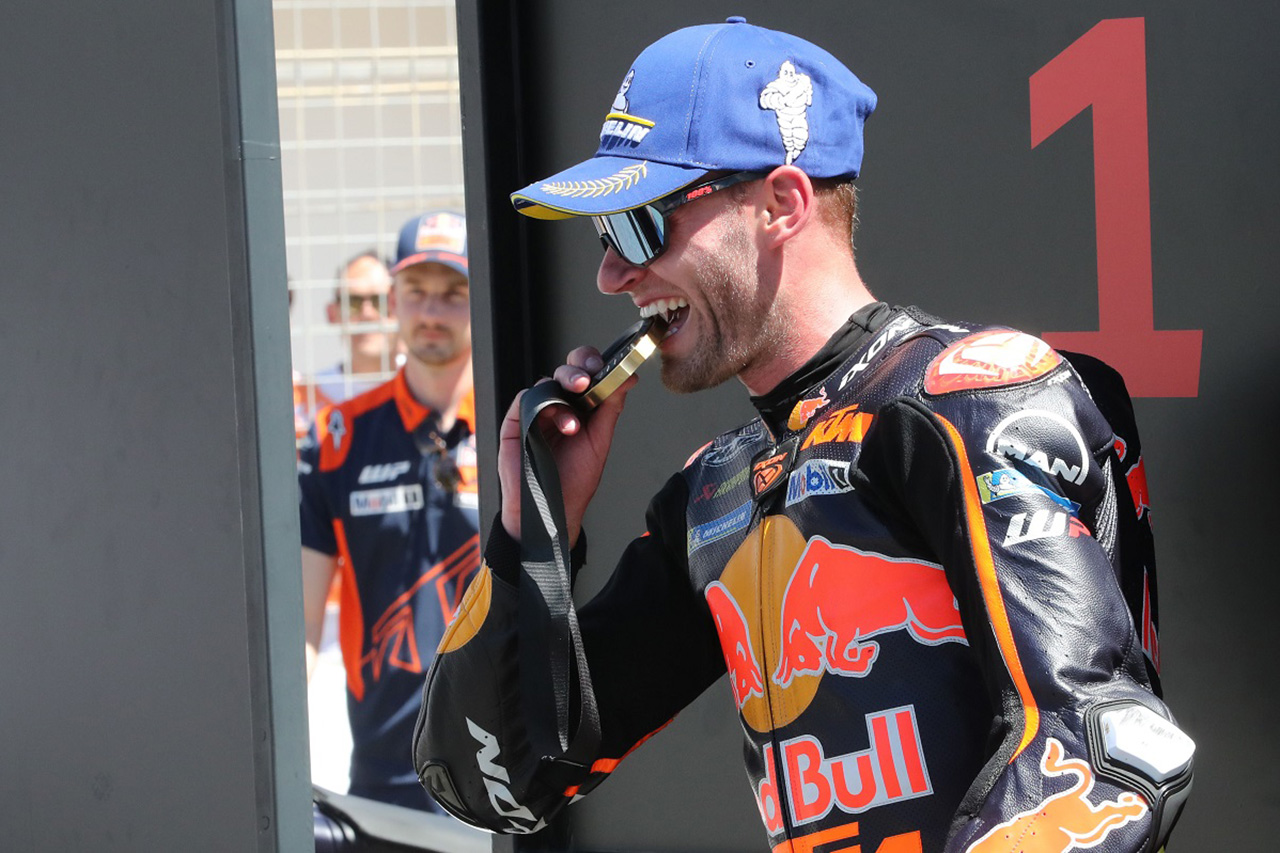 MotoGP:ブラッド・ビンダーがスプリント2勝目 / スペインGP