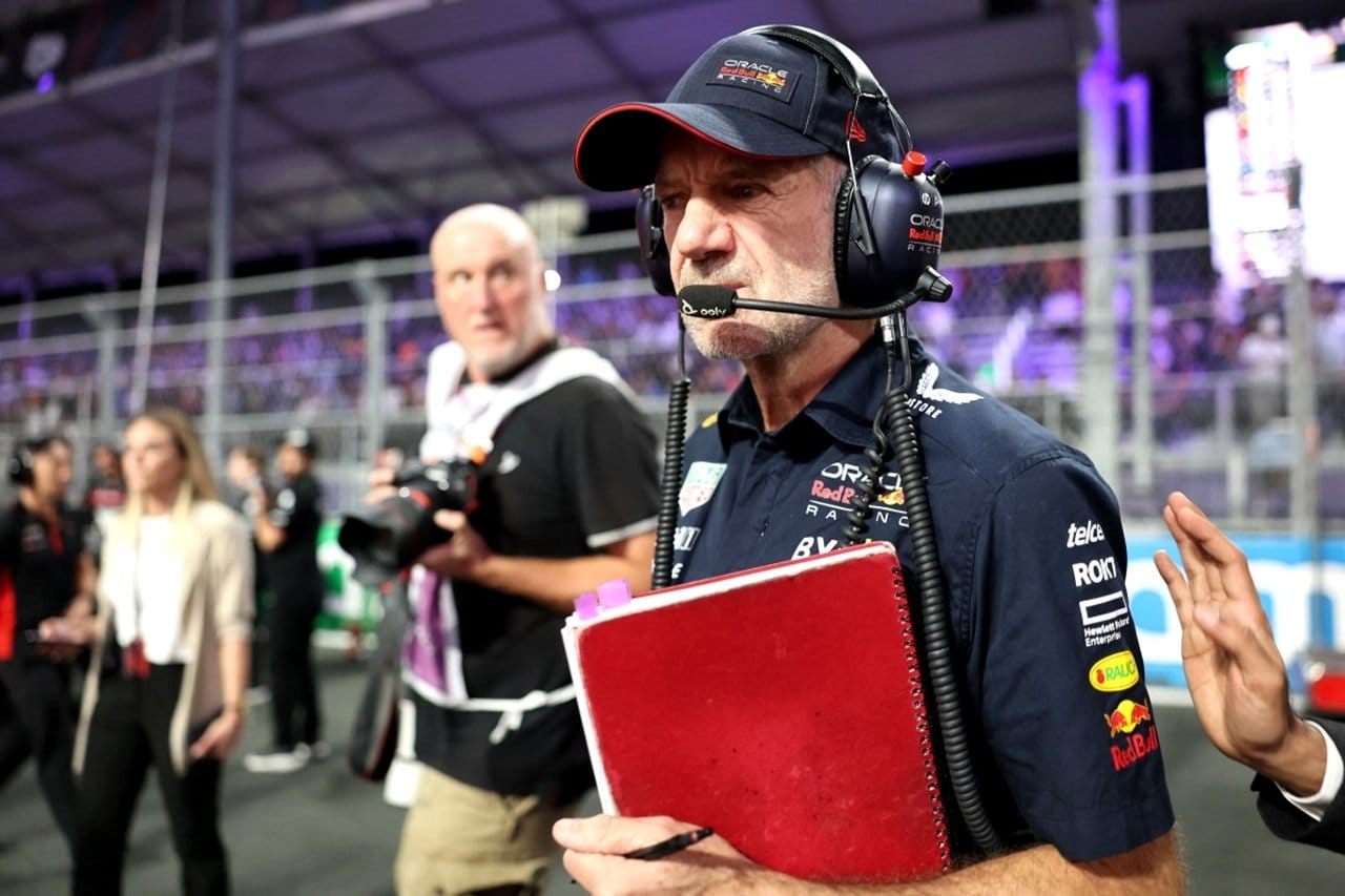 エイドリアン・ニューウェイ、レッドブルF1との契約延長に合意