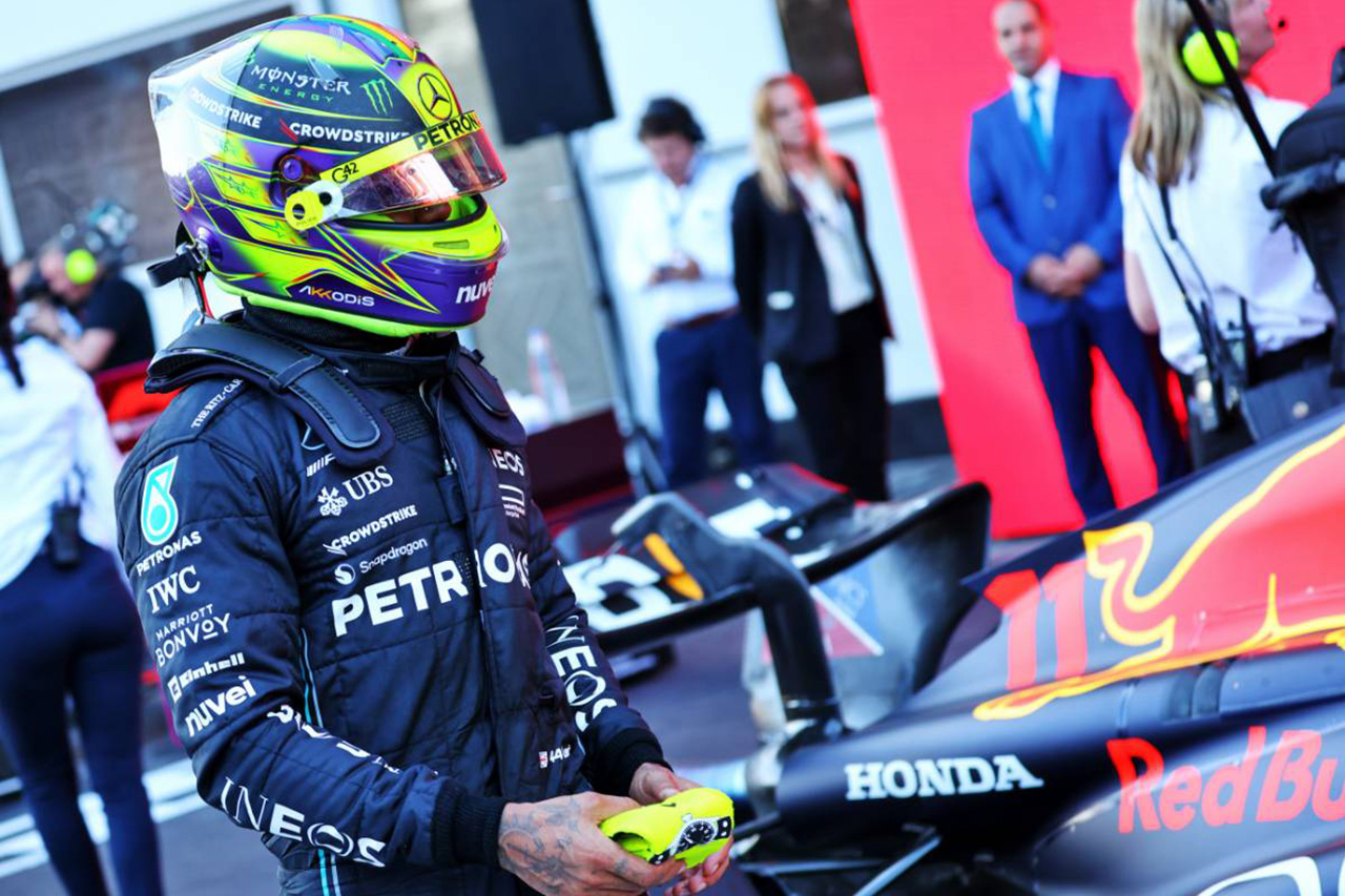 ルイス・ハミルトン 「レッドブルF1は強すぎるのでルールを適応させるべき」