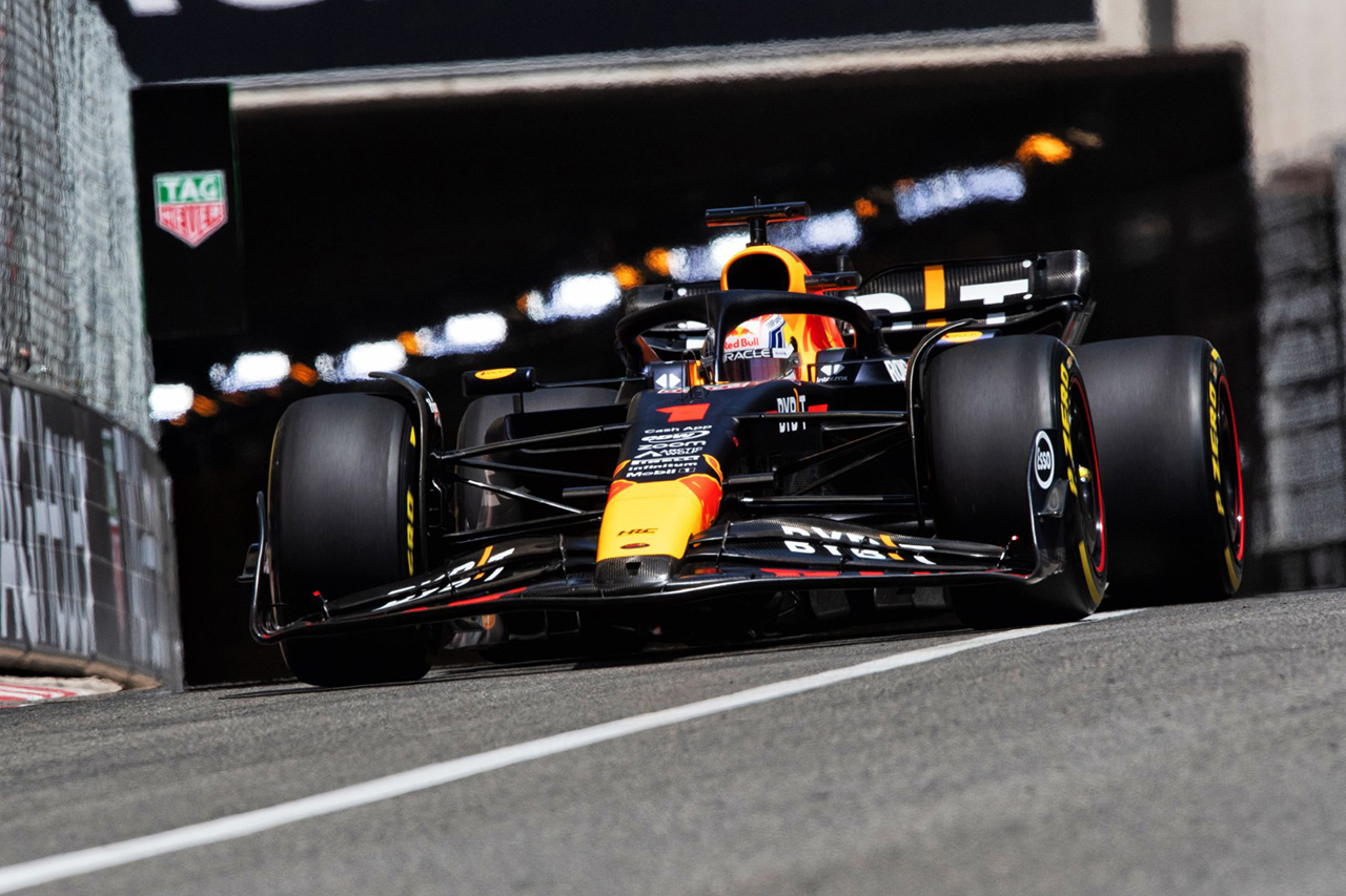 FP2：レッドブルF1のフェルスタッペンが最速 フェラーリF1の2台が僅差