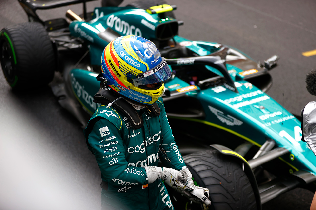 アストンマーティンF1代表 「追加タイヤ交換はアロンソの結果に影響せず」