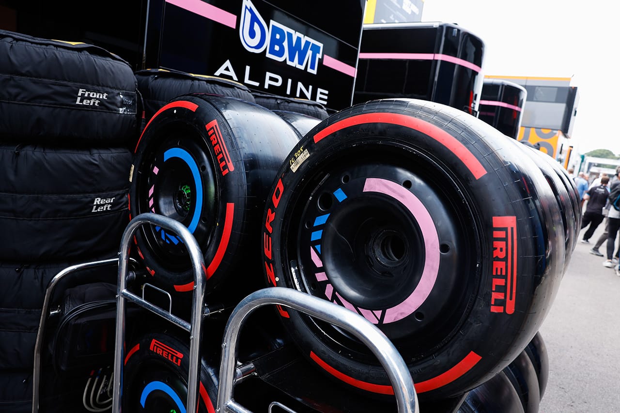 F1スペインGPの金曜日に全ドライバーが最新のタイヤ構造をテスト