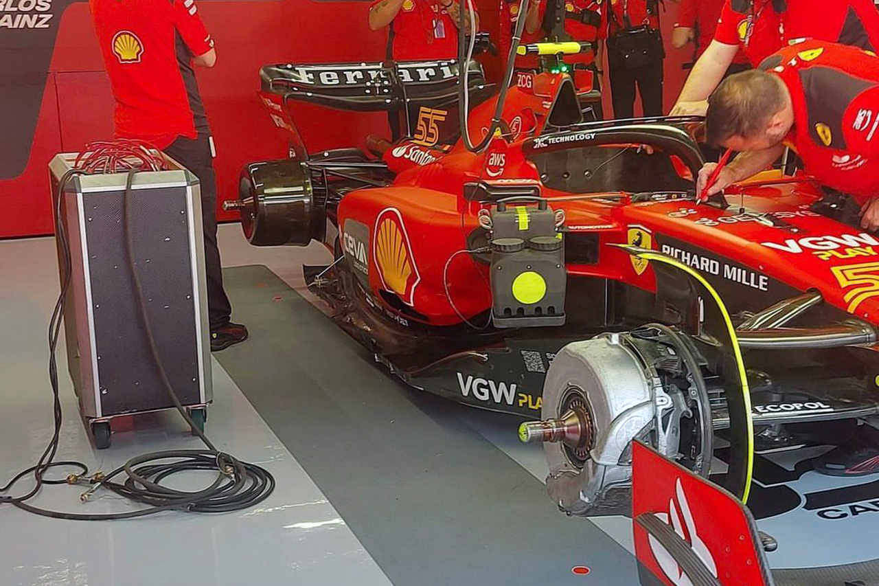 フェラーリF1、スペインGPでレッドブル型の新型サイドポッドを投入