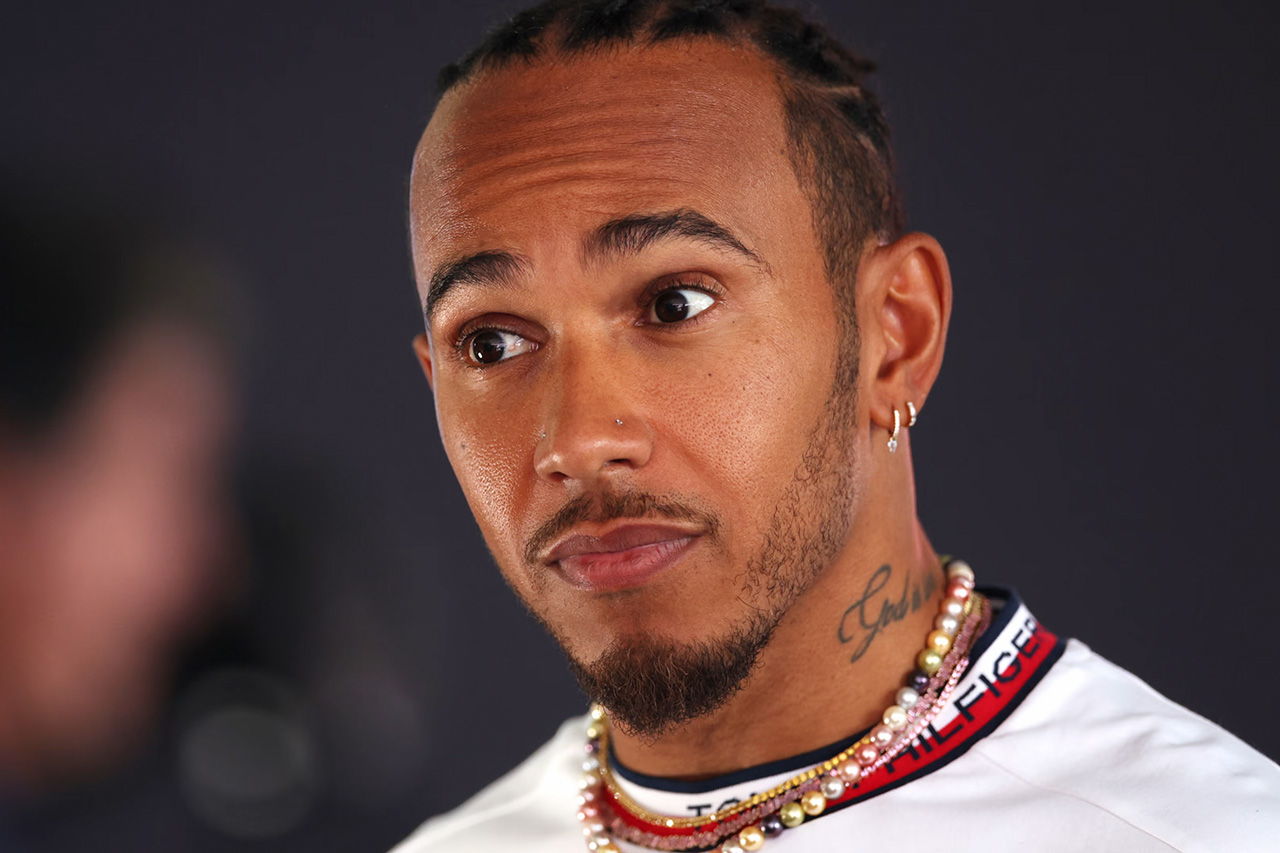 メルセデスF1のルイス・ハミルトン 「今日のペースではQ3進出は厳しい」