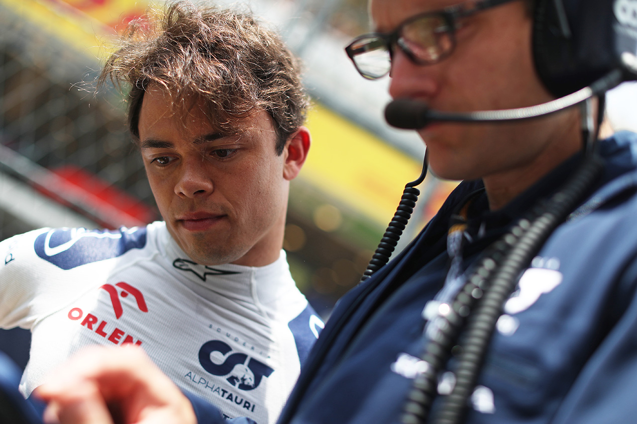 アルファタウリF1のニック・デ・フリース 「確実に進歩を感じている」
