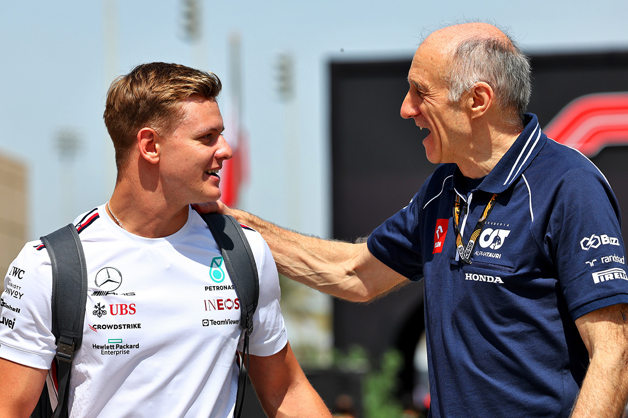 アルファタウリF1代表 「レッドブルはミック・シューマッハの起用を拒否した」