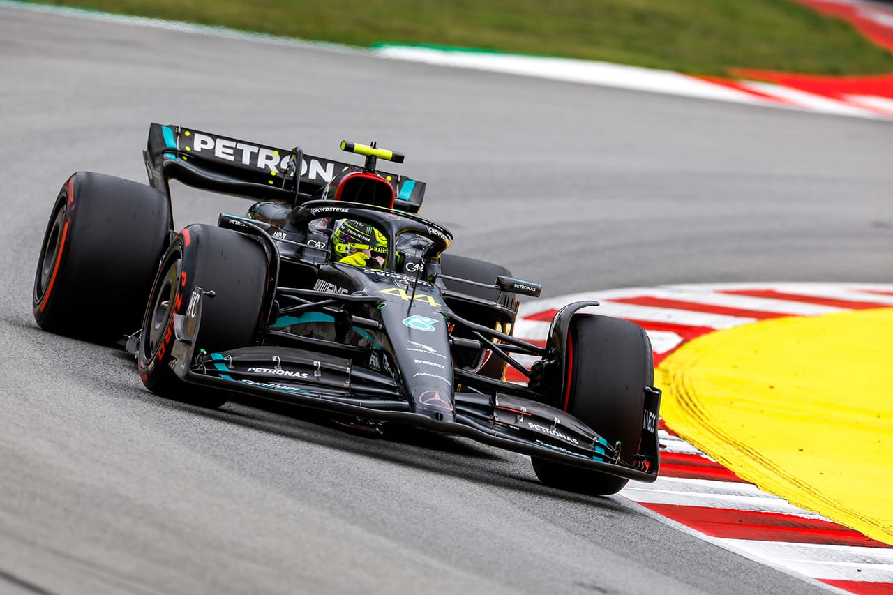 メルセデスF1、2024年マシンの開発焦点は「サスペンションとリア周り」