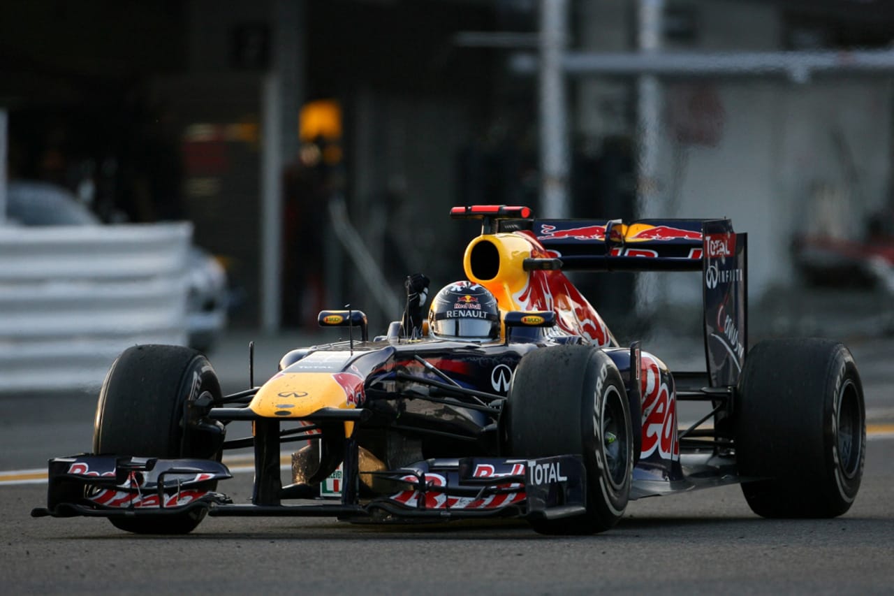 セバスチャン・ベッテル、ニュルで2011年のレッドブルF1マシンでデモ走行