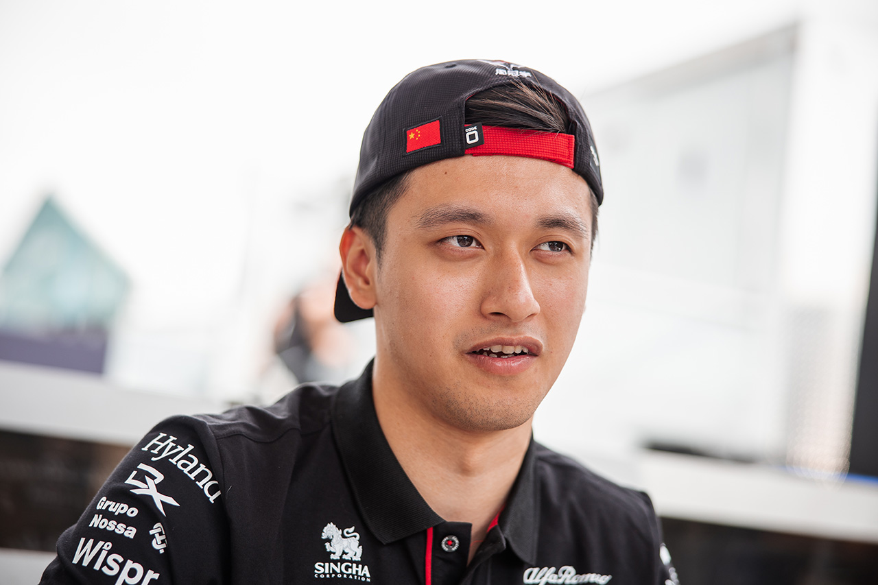 アルファロメオF1の周冠宇 「ジェームス・キーの加入は嬉しい驚き」