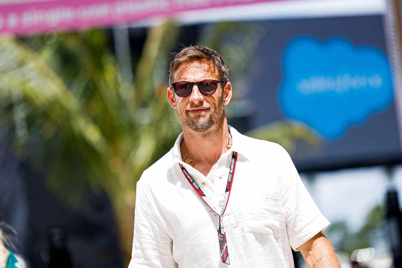 元F1王者ジェンソン・バトン、2024年はフルタイムで耐久レース復帰を視野
