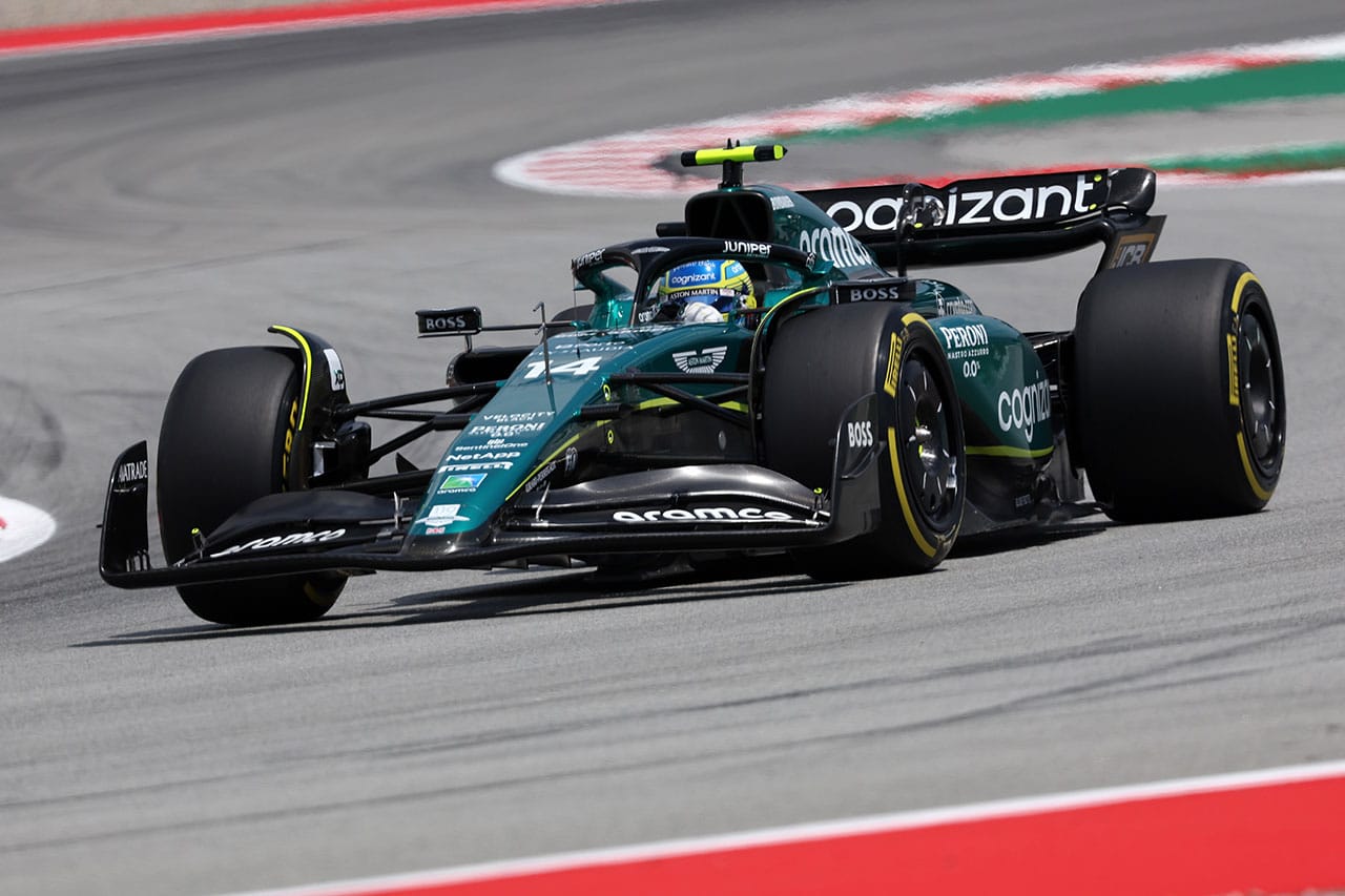 アストンマーティンF1 「低速コーナーでのアドバンテージは弱点でもある」