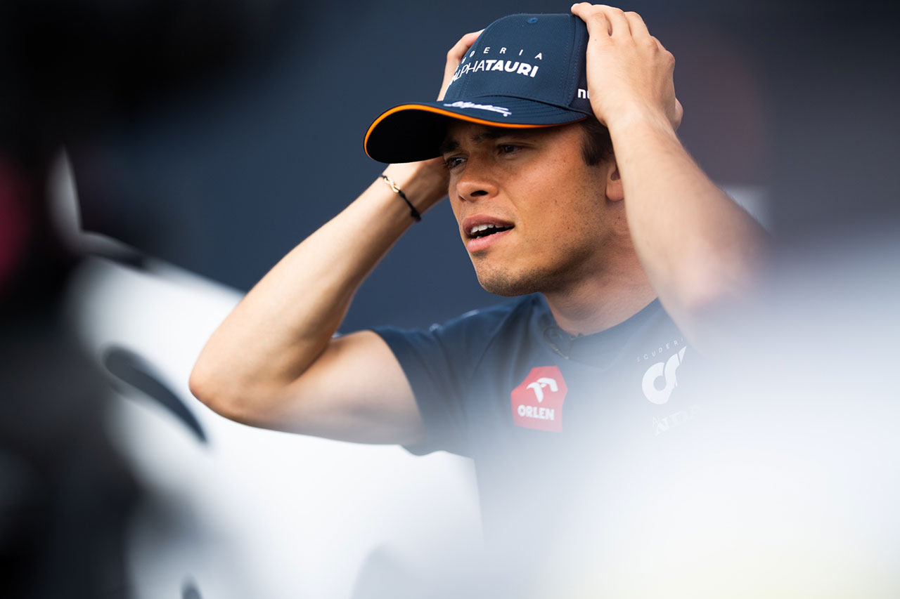 レッドブルF1首脳 「デ・フリースの起用にホーナーは乗り気ではなかった」