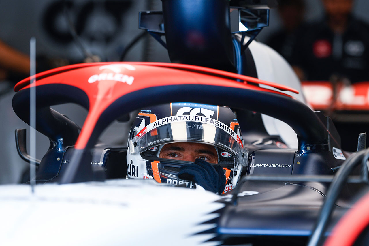 アルファタウリF1のデ・フリース 「前を向いていかなければならない」