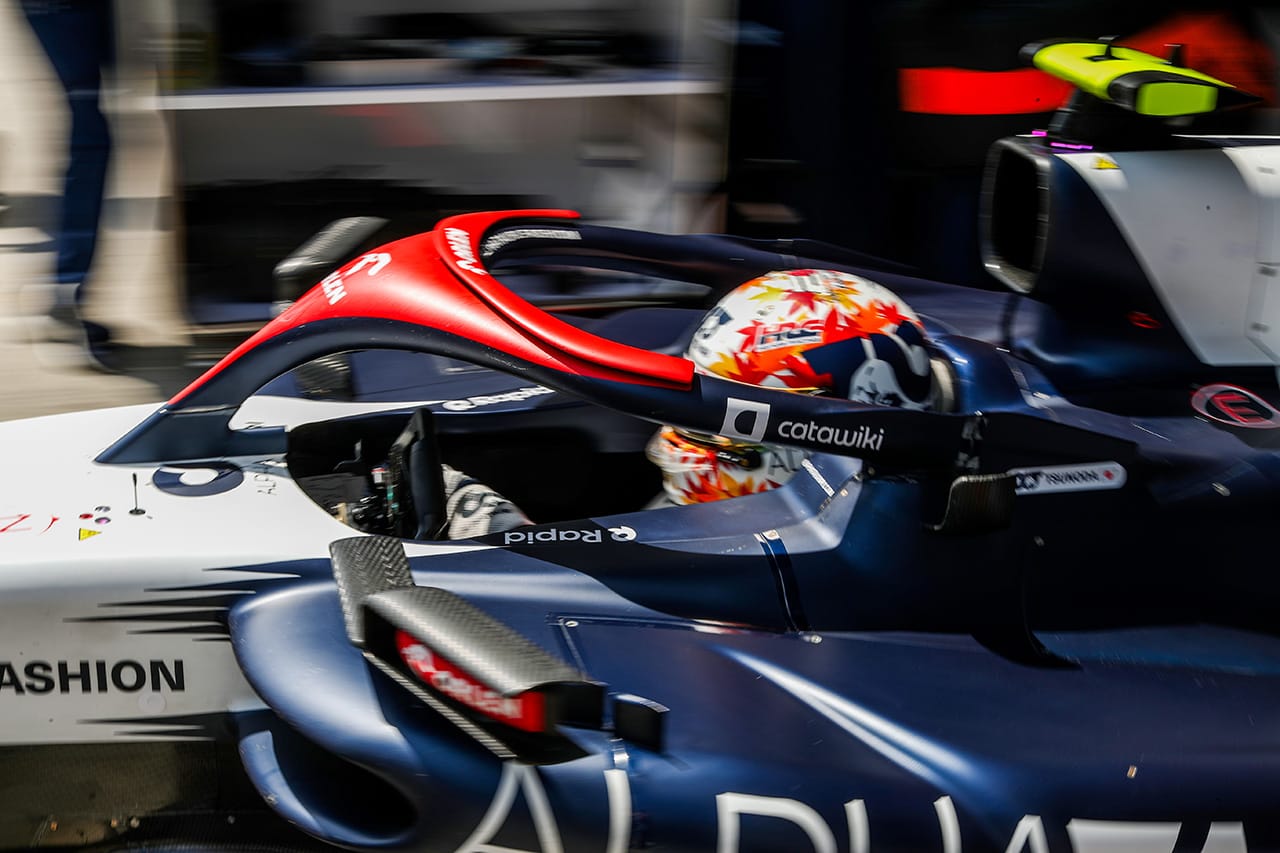 アルファタウリF1 「3セットのソフトを投入も角田裕毅は僅差でQ2に届かず」