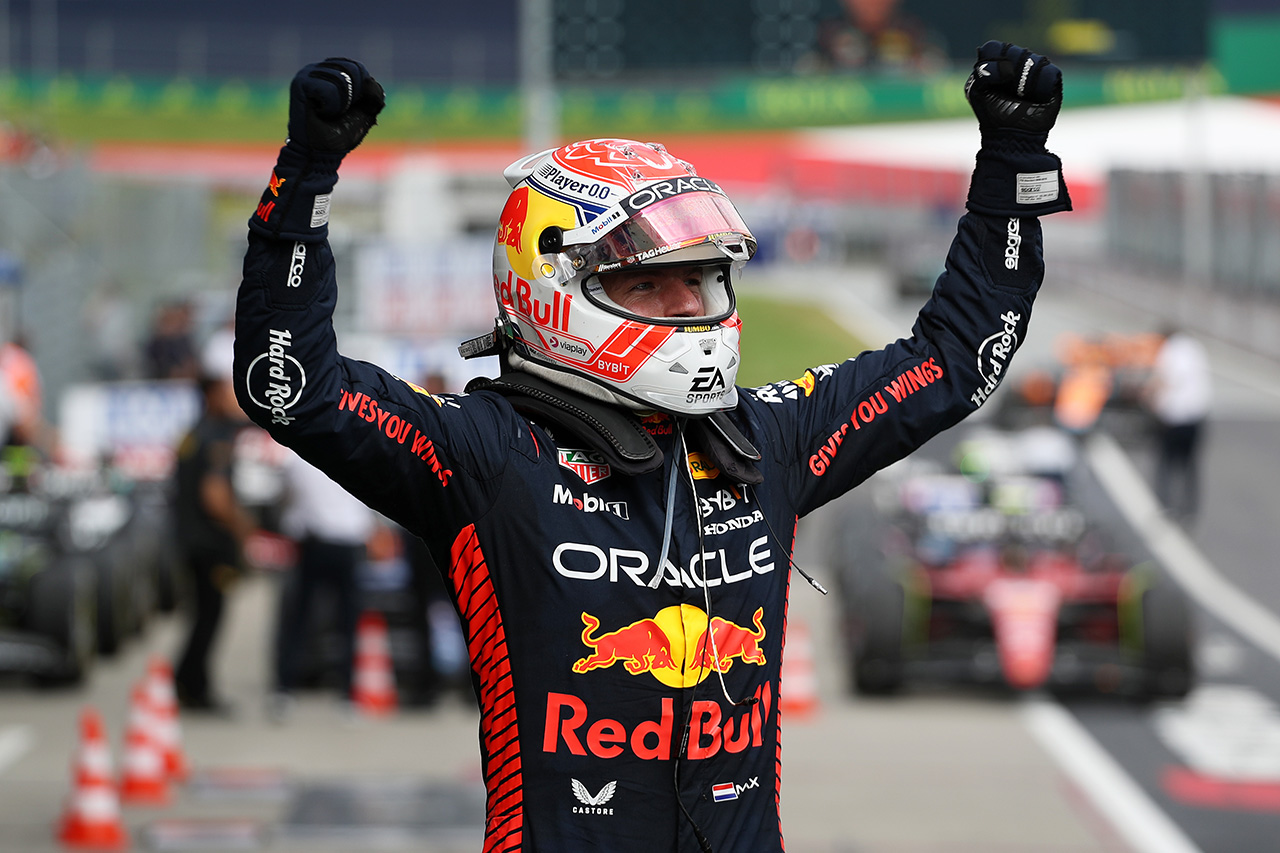 決勝:フェルスタッペンが5連勝!通算42勝目でアイルトン・セナ超え