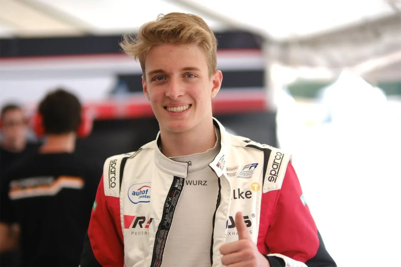 レッドブルF1首脳、アレックス・ヴルツに非情通告「息子はF1には不十分」