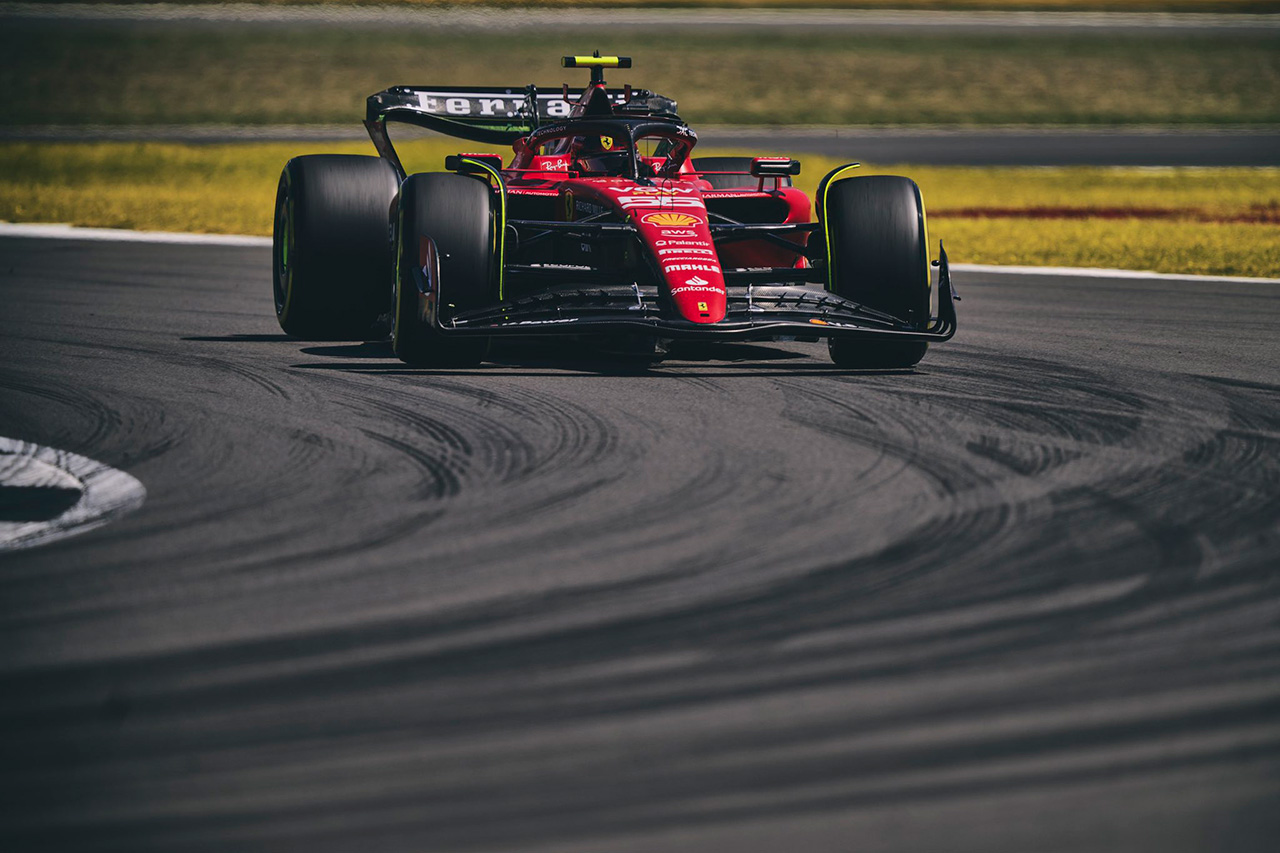 F1イギリスGP フリー走行2回目:マックス・フェルスタッペンがトップタイム