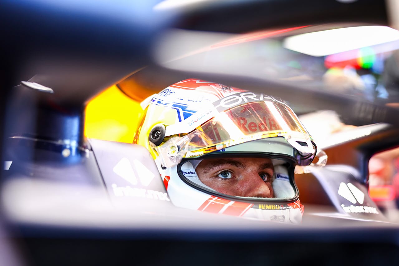 マックス・フェルスタッペン、F1イギリスGP初日トップ 「明日は天候次第」