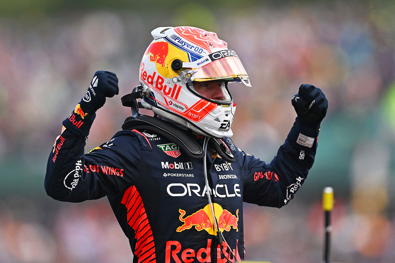 決勝:フェルスタッペン圧勝 レッドブルがマクラーレン・ホンダに並ぶ11連勝