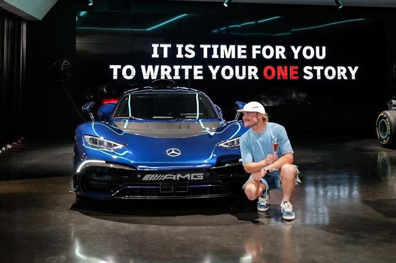 F1：バルテリ・ボッタスにメルセデスAMG ONEが納車