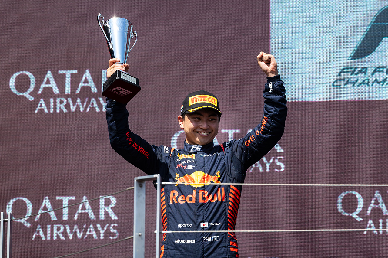 レッドブルF1育成の岩佐歩夢、2位表彰台「ファステスト狙いに切り替えた」