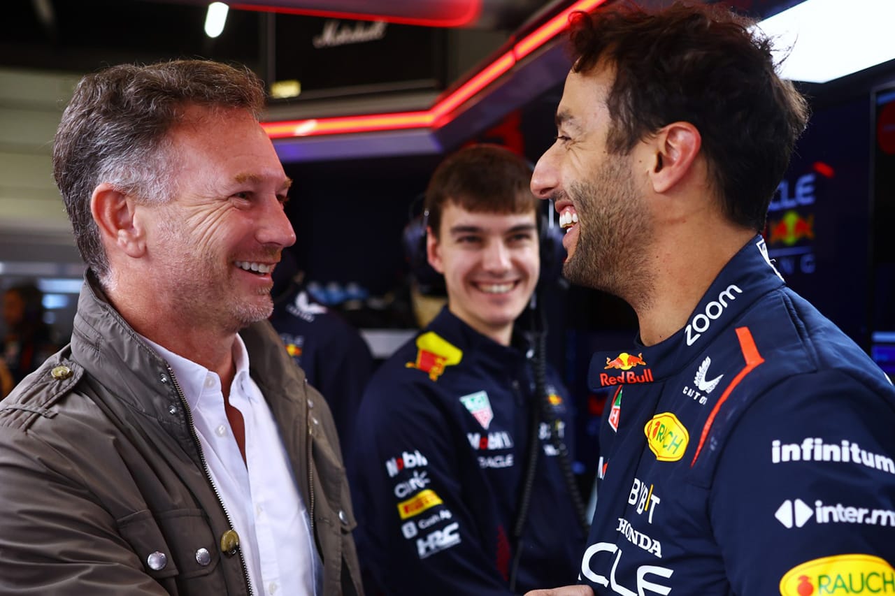 レッドブルF1代表、リカルドとデ・フリースの交代劇の舞台裏を暴露