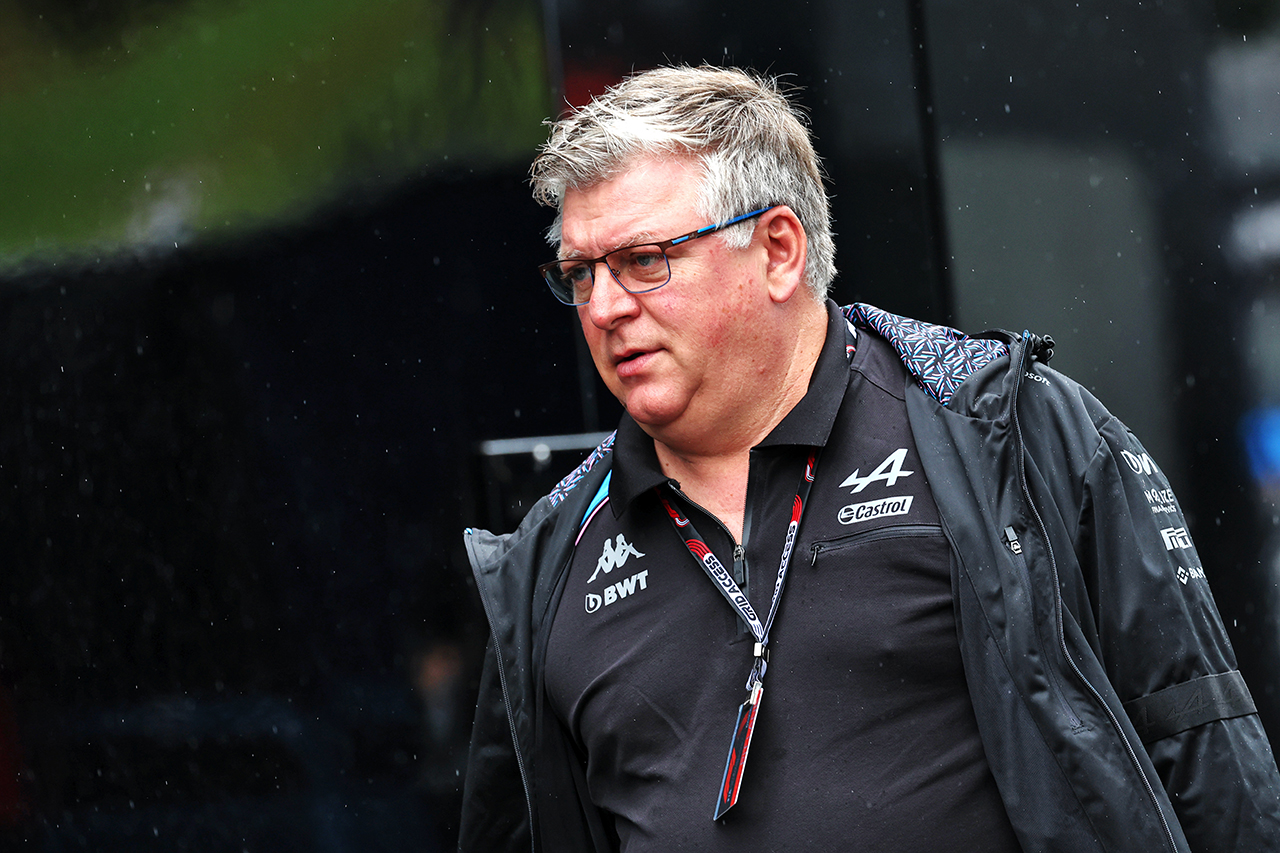 オトマー・サフナウアー、アルピーヌF1チームの代表更迭の可能性を否定