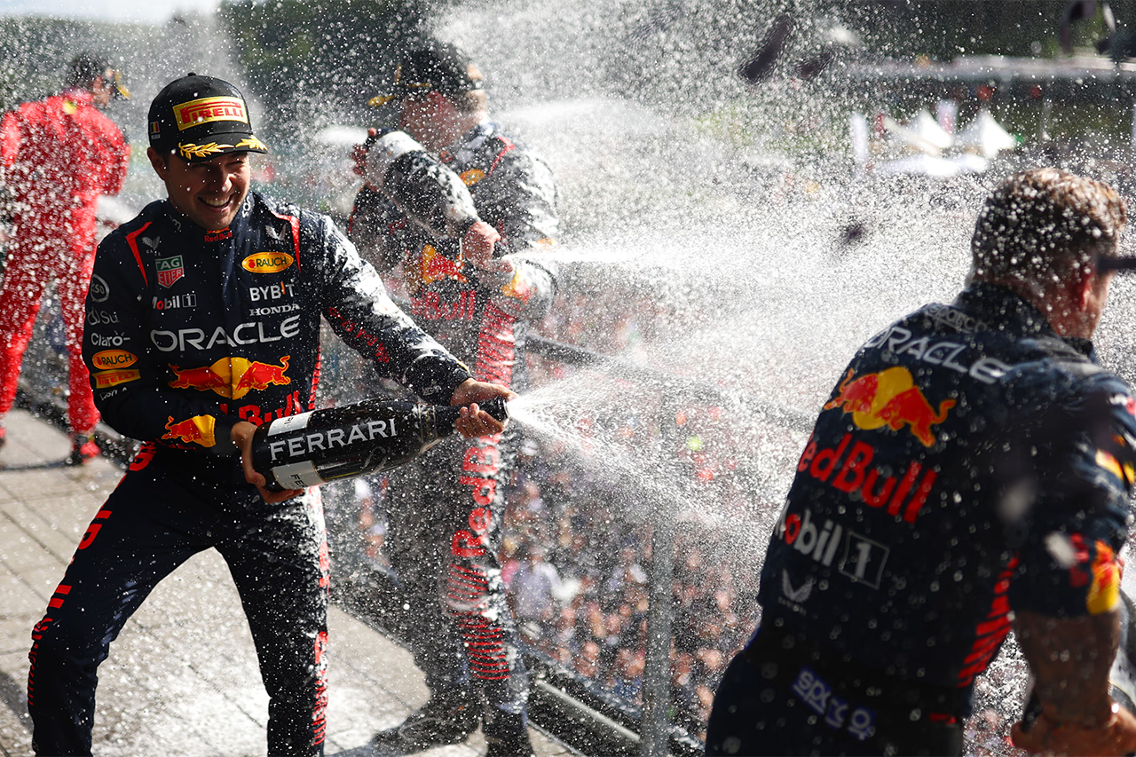 F1統計:レッドブル・レーシング、開幕12連勝の新記録を樹立