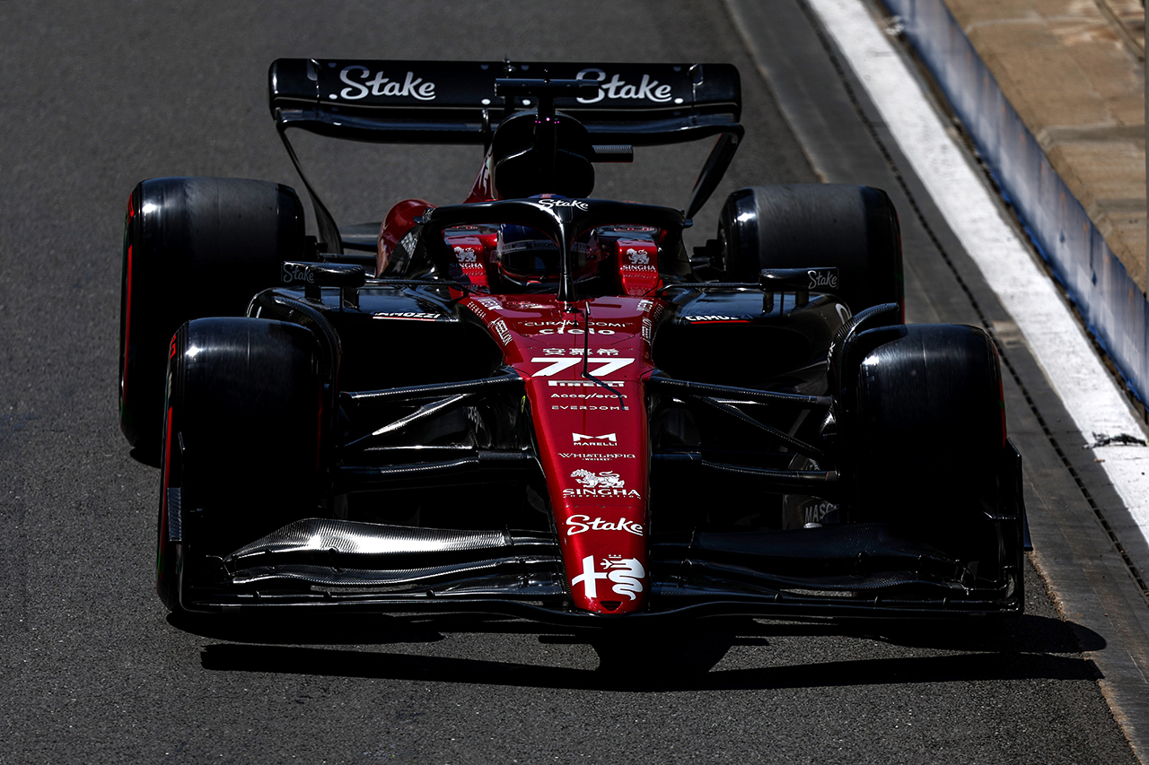 アルファロメオ、2024年以降はハースF1チームとエンジンネーミング契約