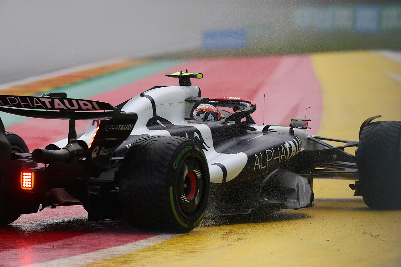 角田裕毅、リカルドのアルファタウリF1加入が「焦りとミスを呼んだ」