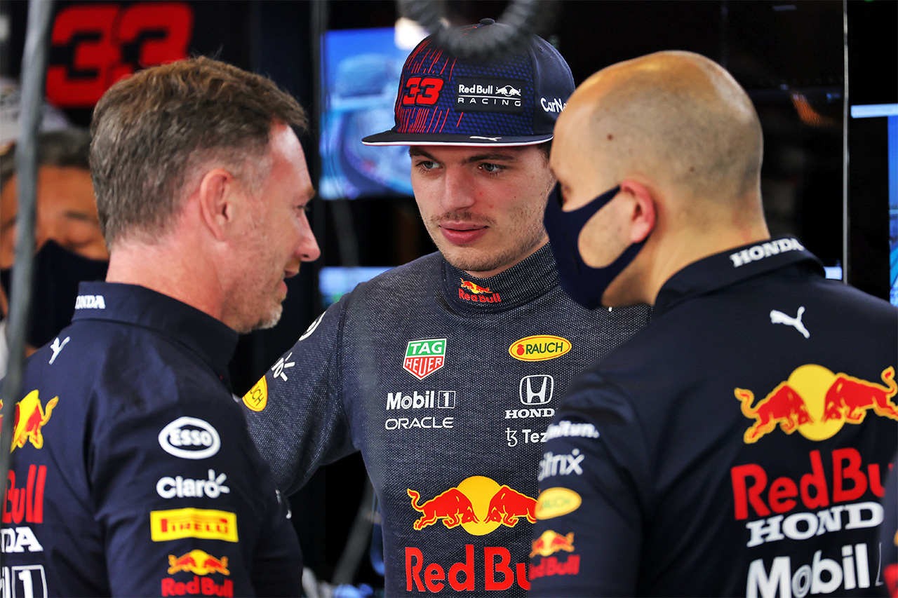 レッドブルF1代表 「フェルスタッペンをピットインさせろと怒鳴っていた」