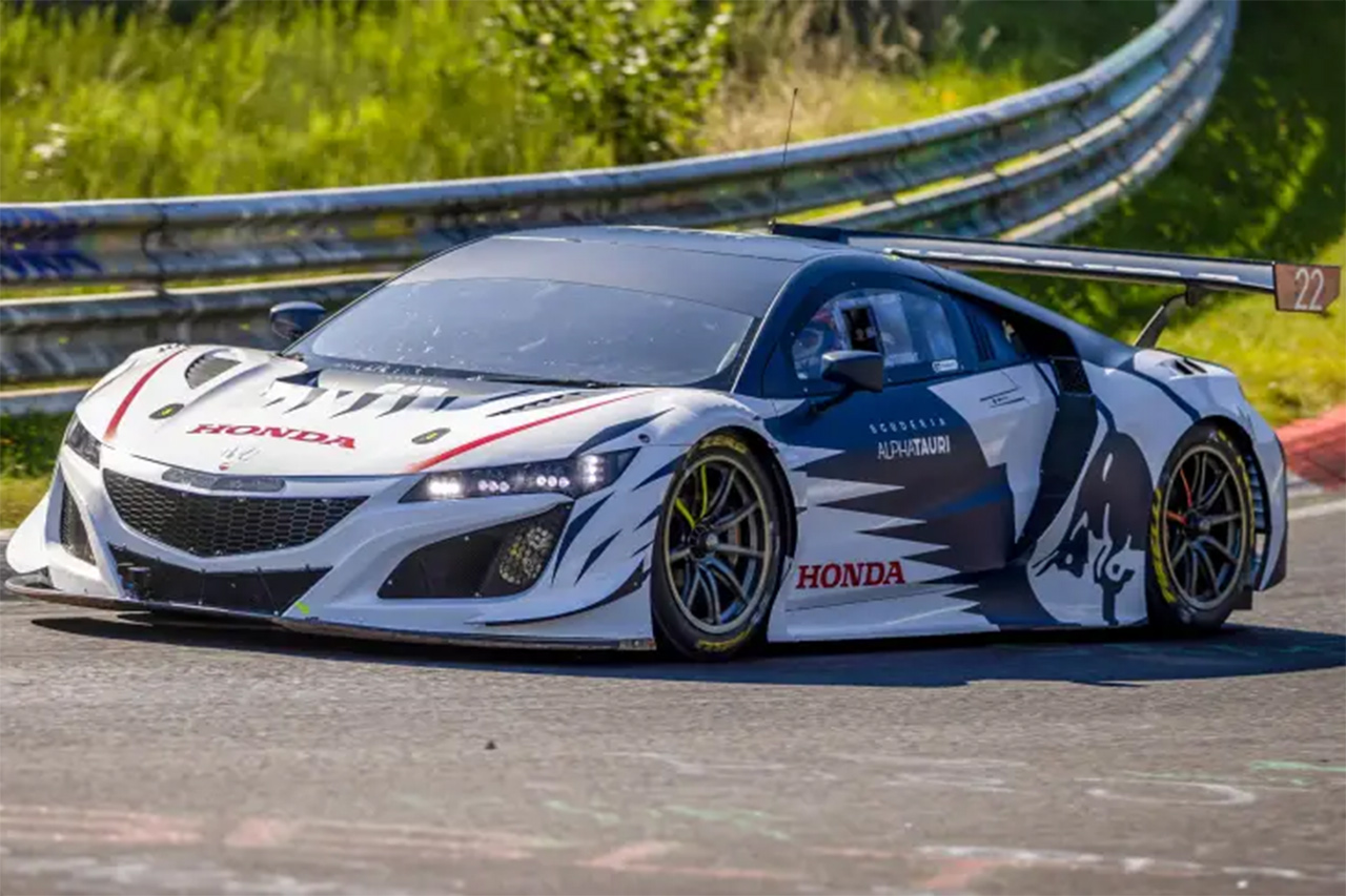 角田裕毅、ホンダNSX GT3 Evoでノルドシュライフェを走行!