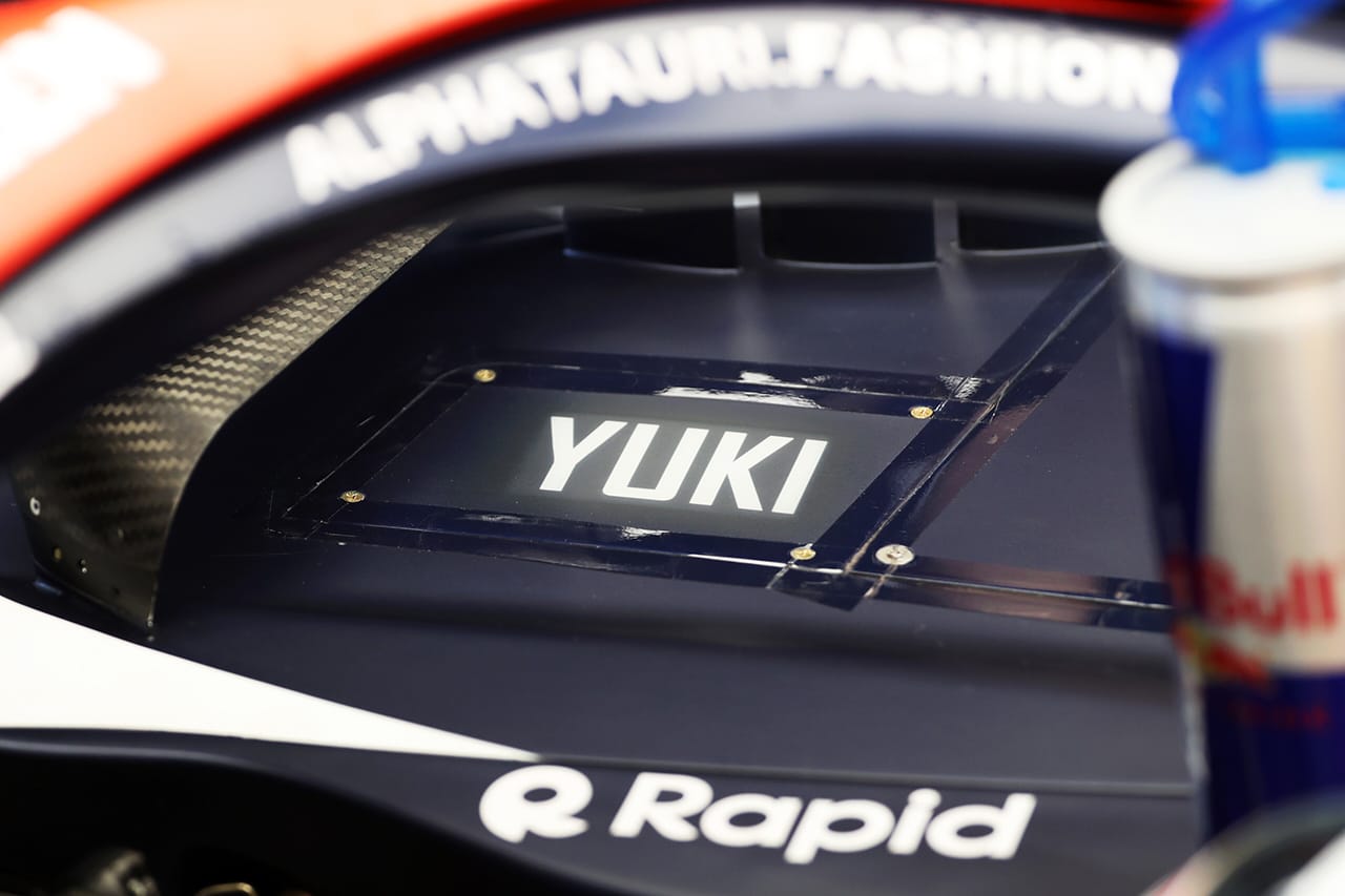 アルファタウリF1、2024年からシームレス・デジタルのデジタル広告を搭載