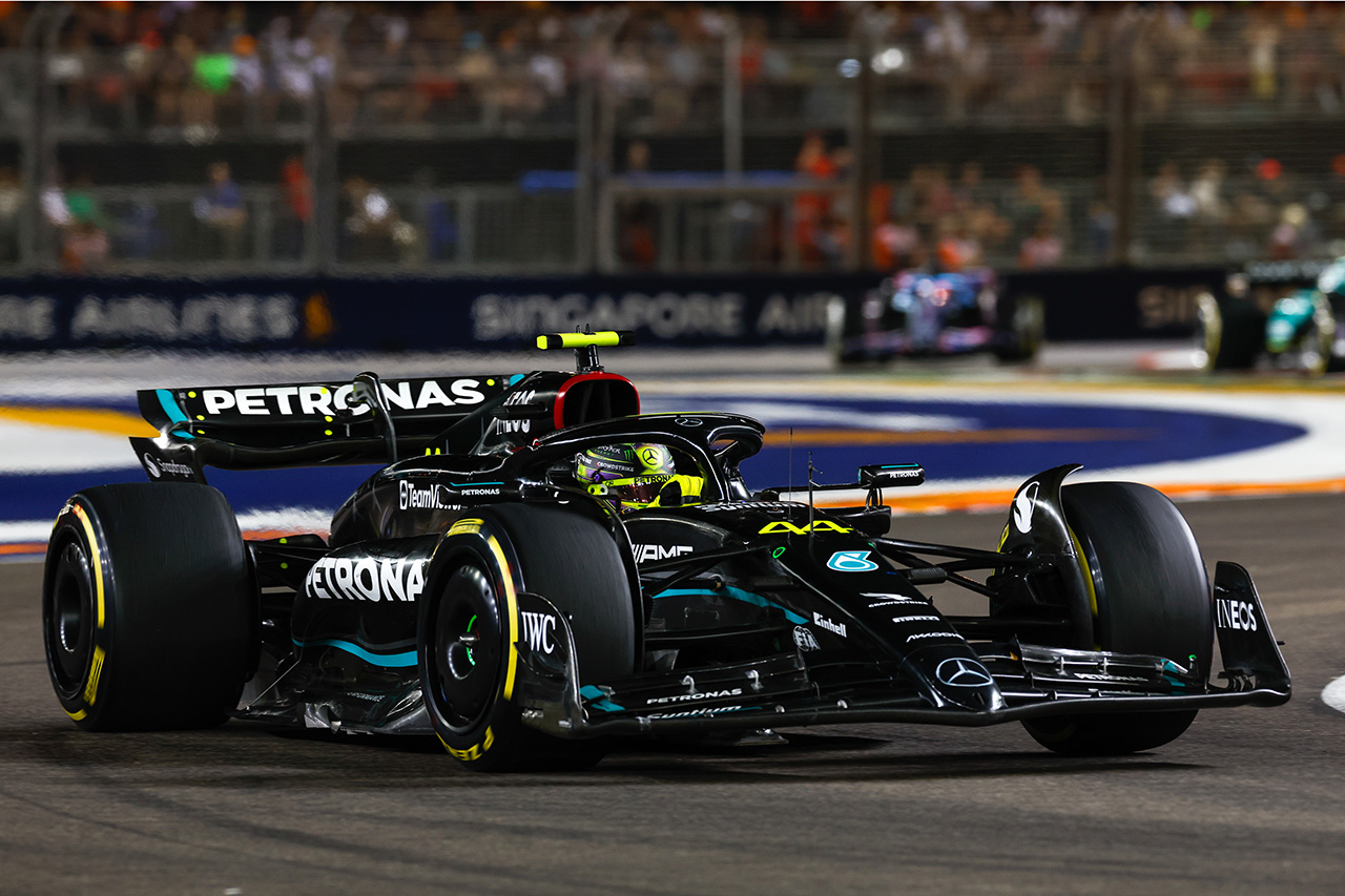 メルセデスF1代表、シンガポールGPでのチームの“go for it”戦略を称賛