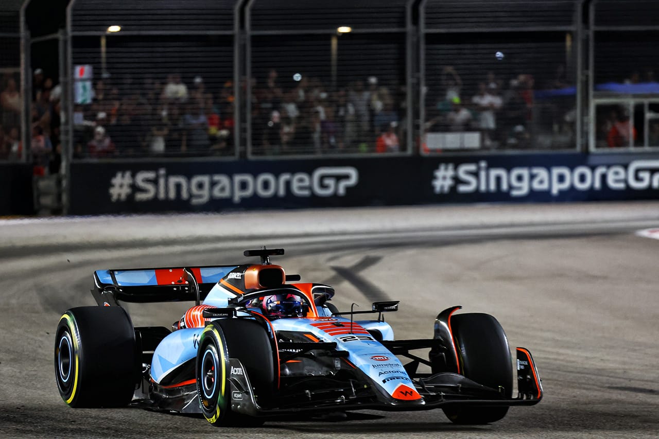 ウィリアムズF1代表、ペレスの走りを批判「オーバーテイクではなく突進」