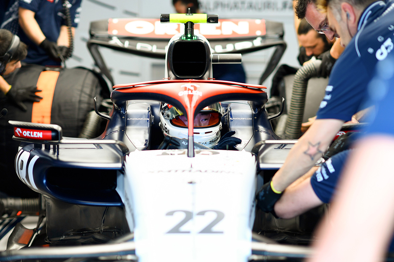 F1日本GP フリー走行2回目：角田裕毅18番手 ガスリーの事故で赤旗終了