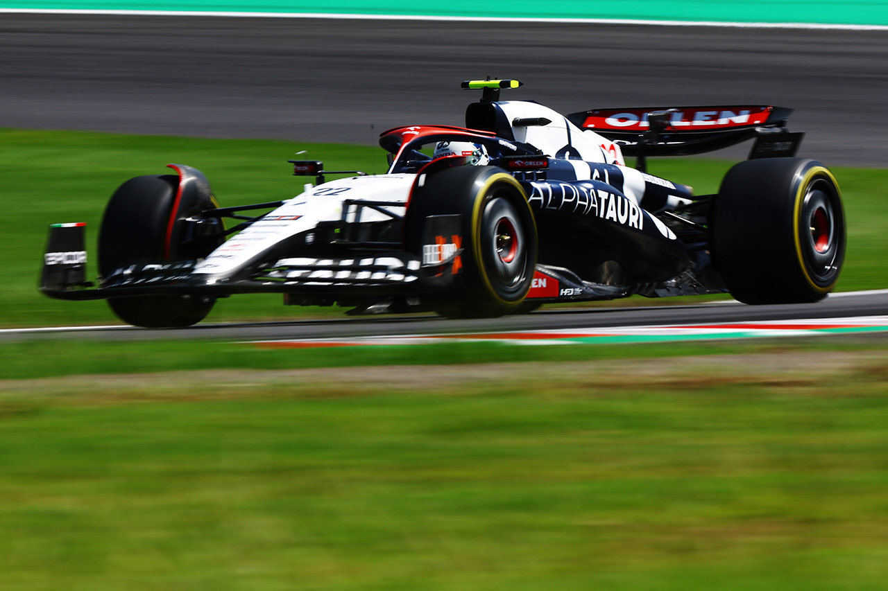 F1日本GP フリー走行3回目:角田裕毅は14番手 フェルスタッペンが最速