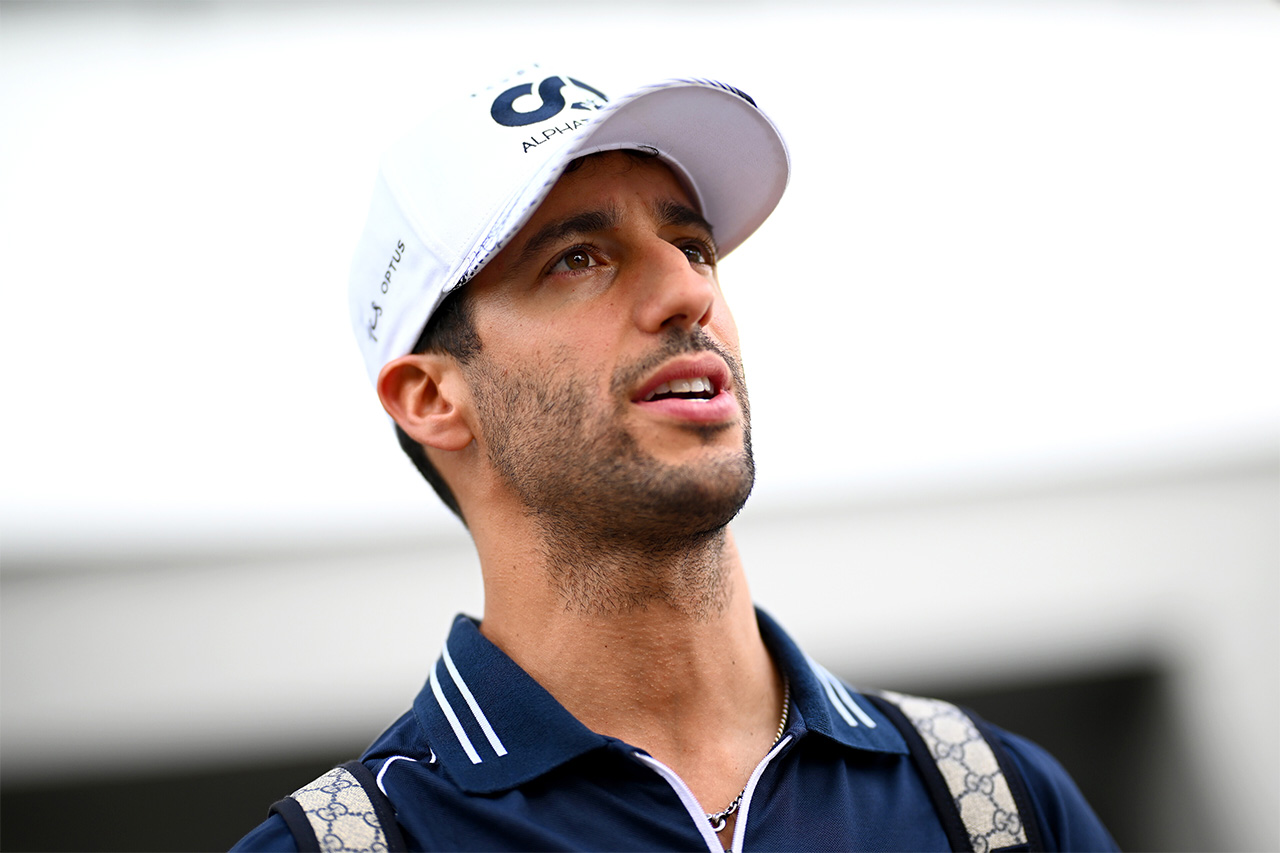 レッドブルF1代表 「来季が決まったリカルドは復帰を急ぐ必要はない」