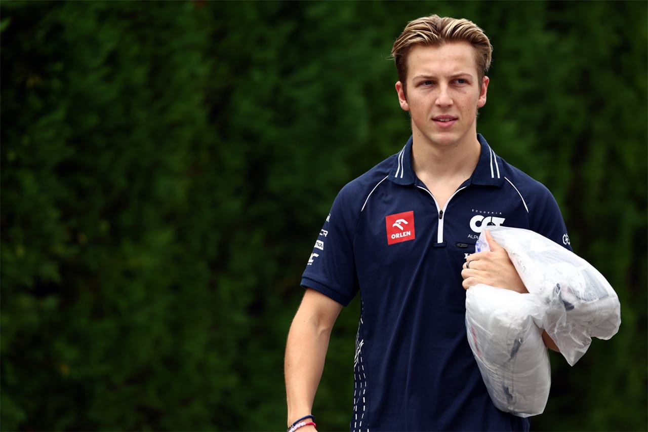 レッドブルF1代表 「リアム・ローソンは2024年に自分の仕事で手一杯」