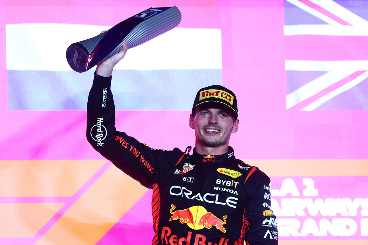 決勝：王者フェルスタッペンが圧勝 マクラーレンが2戦連続ダブル表彰台