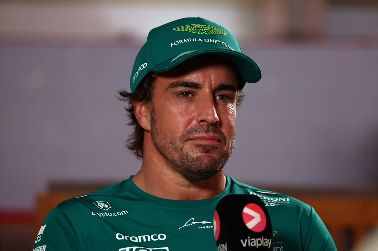 フェルナンド・アロンソ、F1無線のやりとりは「メディアでさえ理解してない」