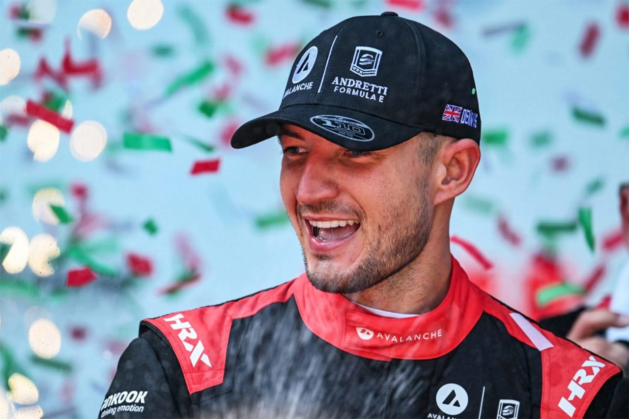 フォーミュラE王者ジェイク・デニス、レッドブルからF1アブダビGPのFP1出走
