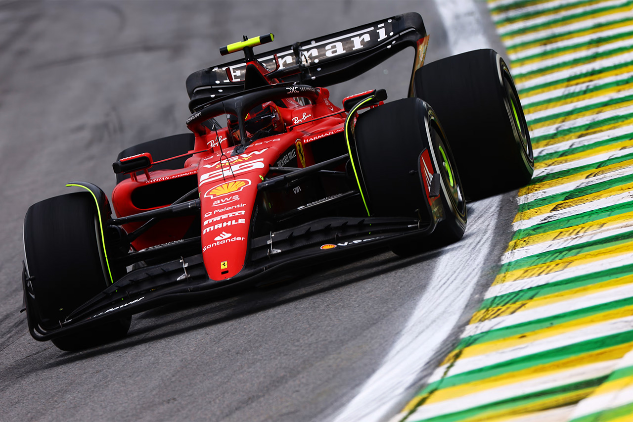 フェラーリがF1サンパウロGPを1-2発進 レッドブルは決勝優先ハードのみ