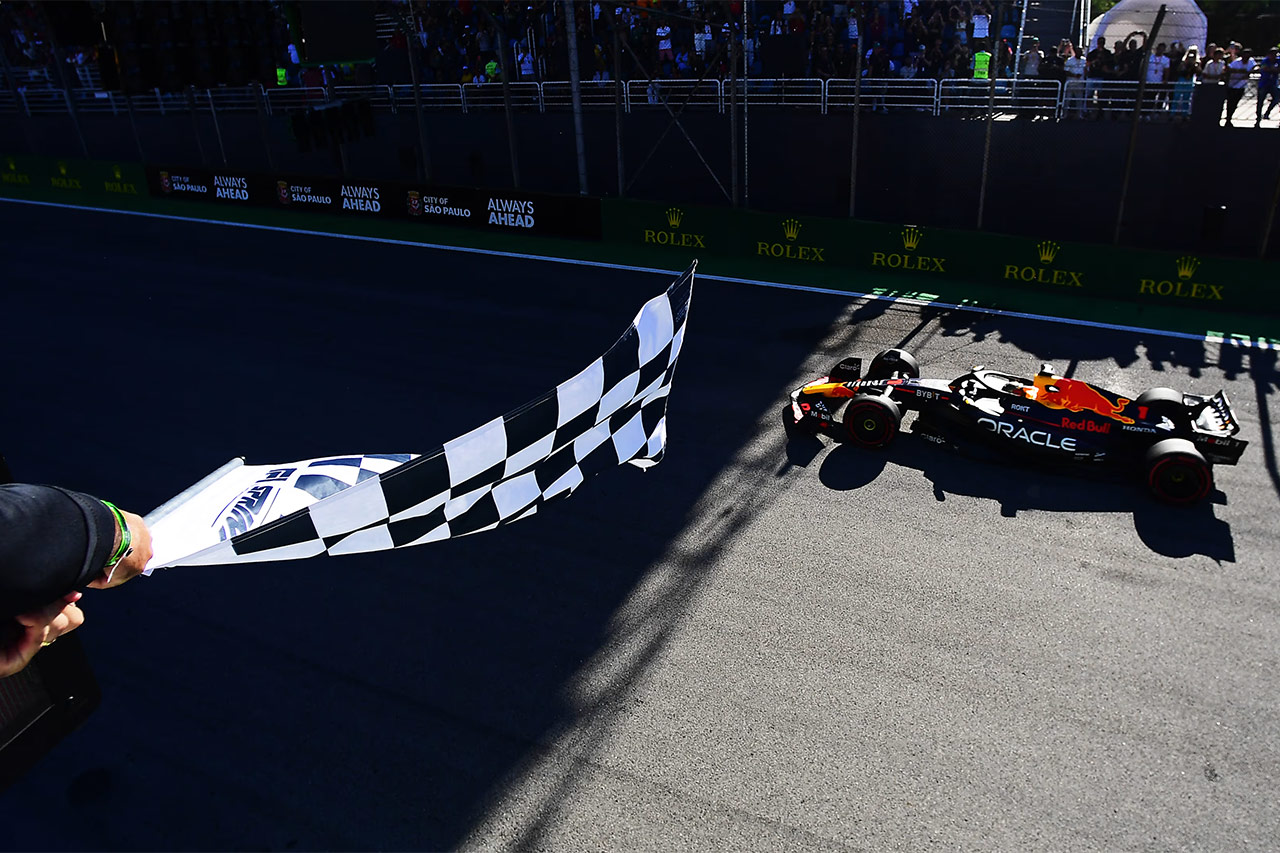 レッドブルF1代表 「フェルスタッペンにとってタイヤマネジメントの実習」
