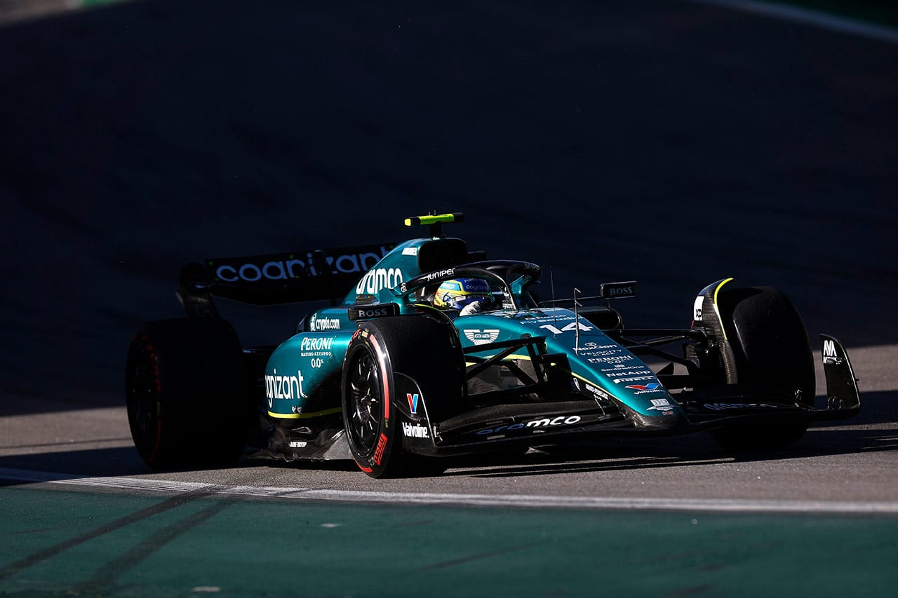 アストンマーティンF1 ブラジルまで躍進を阻んだ「公の場での研究開発」