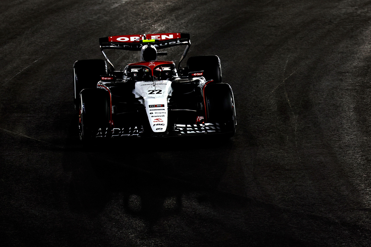 F1ラスベガスGP フリー走行3回目：フェルスタッペン4番手 角田裕毅18番手