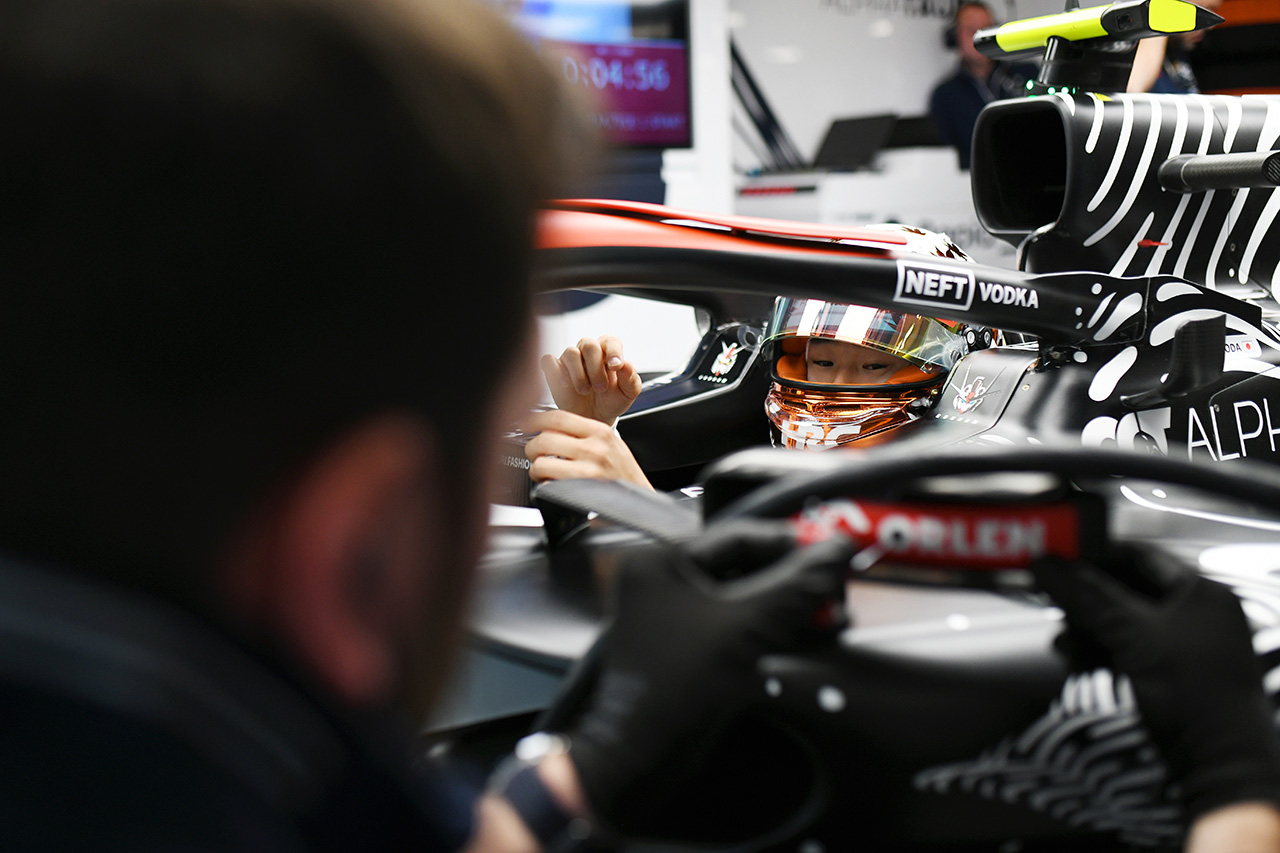 アルファタウリF1 「角田裕毅がマシンに苦戦した理由は調査が必要」