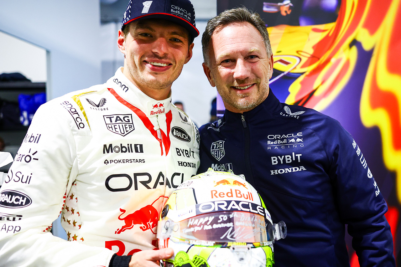 フェルスタッペン F1ラスベガスGPヘルメットをホーナーに誕生日プレゼント
